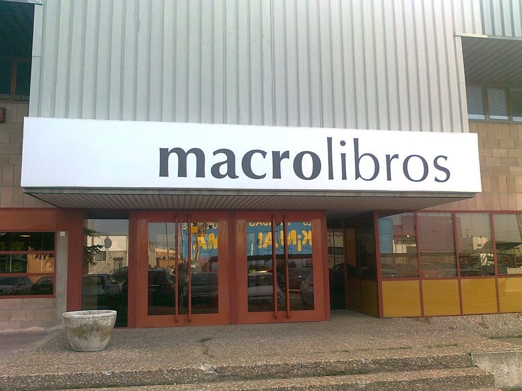 macrolibros-lona-valladolid